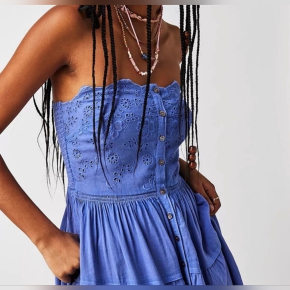 Free People Dresses & Skirts - Free People Blue Eyelet Button-Front Strapless Dress